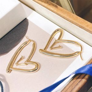 Designer Ear Studs Designers Letter Ear Stud Luxury Brand Jewellery Women Studs Geometric Earring Gold Ornament Pearl Hoop örhängen