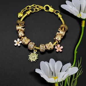 Charm-Armbänder Yexcodes Goldenes Gänseblümchen-Blumen-Armband zum Selbermachen, großes Loch, Legierung, Sonnenblumen-Perlen, Frauen, feine Armreifen, Geschenke