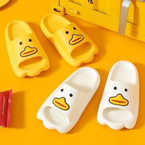 Slippers Fashion Soft Sole Platform Women EVA Home Open Toe Flip Flops Beach Slides Flat Sandals Duck Shape Cartoon Slippers