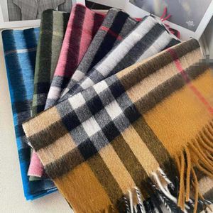 Hot Cake Bursberry Cashmere Plaid Mulheres calorosas inverno cachecol espesso Taxsel Shawl Outdoor Keep Tootes Geométrico Anel