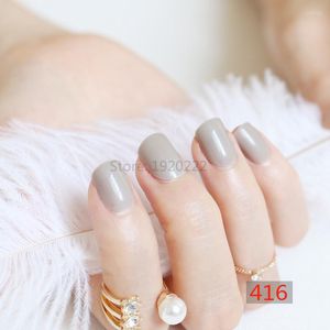 False Nails Fashion Beautiful Candy Color Nail Finita Falo Short Paragrafo 24PCS Gambero Grigio N416