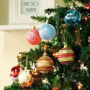 Decorazioni natalizie 9cm24cm Ornamento di albero di pino di Natale a colori multipli Ornamento di palline blu navy rosso 12pcs24pcslLot 221123