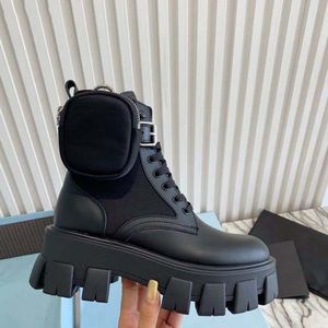 Womens Boots Fashion Designer Non-Slip Wave Colorful Rubber Outsole Leather Martin Ankle Sex Webbing Luxurious Comfort Exquisite Boots