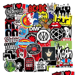 Bilklistermärken 100st/Lot Retro Band Rock Sticker Music Graffiti JDM Stickers To DIY Guitar Motorcykel Laptop Lage Skateboard Car Snow Dhxzy