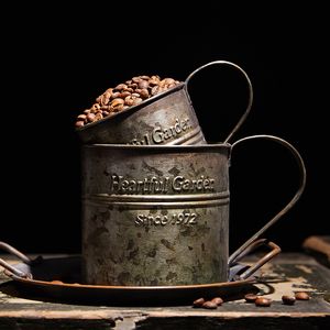 Mugs Pography Props Retro Handle Cup Drinkware Wrought Iron Flower Bucket Vintage English Printing Home Decor Gourmet 221122