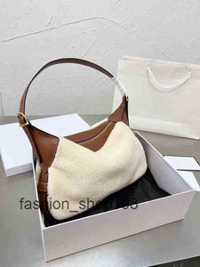 Shoulder Bags Luxury Brand Romy Fashion Simple Square Bag Women's Designer Highs Quality Clutch Mobile Phone Handbags 2023