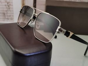 Moda Klasik 080 Güneş Gözlüğü Erkekler Metal Kare Altın Çerçeve UV400 UNISEX Vintage Style Tutum Güneş Gözlüğü Koruma Gözlük