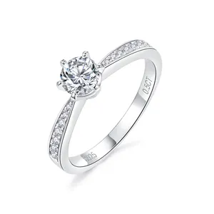 S925 Silver 0.5ct Moissanite Band Ring for Wedding 아름다운 클래식 디자인