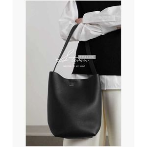 Die Reihenbeutel -Tasche Designer -Taschen Taschen Leder 2023 Luxus weibliche Lear -Pendler -Bucketclassic -Tasche die Reihe 09VM