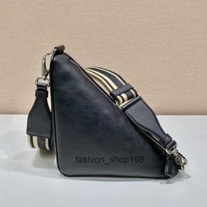 Tier Designer Borse Uomo Vera Pelle Borsa in Nylon Borsa a Tracolla Triangolare Lettere in Rilievo Borsa da Donna Pochette Tote Lady Moda Portafogli con Cerniera Borse Taglia 28cm 2023