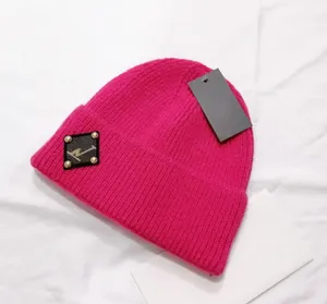 男性と女性のニット帽秋と冬のシンプルさカップルインターネット有名人ビーニー帽子サーマルヘッドカバーニットキャップファッション