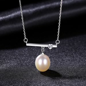 Koreańska moda słodkowodna perła S925 Srebrny wisiorek Naszyjnik Kobiety Biżuteria Temperament Lady Heart Clavicle Sain Znakomity naszyjnik Prezent