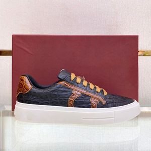 Designerskor tränare sko 8 färger bekväma botten läder lyxiga herrar party sport casual sneaker 2022 mode män mkjk000019