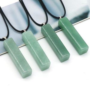 Naszyjniki wiszące 1PC Naturalny kwarc długi prostokąt Punkt zawieszenia Zielone Aventuryna kryształowe wahadła leczenie biżuterii
