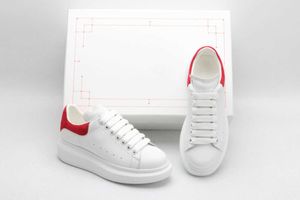 Кроссовки для обуви повседневные мужские маленькие белые дизайнерские роскошные топ -версия China Red Tail Итальянский импортный шелковый коров