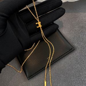 Klassisk bokstav Långt hänge halsband Kvinnliga bokstäver Tröja kedja halsband guld silver för presentfest