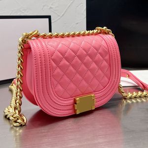 المرأة السرج ساعي البريد حقائب الصبي جلد الكافيار الماس مبطن سلسلة الأجهزة المعدنية Crossbody محافظ صغيرة فاخرة مصمم حقائب اليد الصغيرة محفظة ستة ألوان 20CM