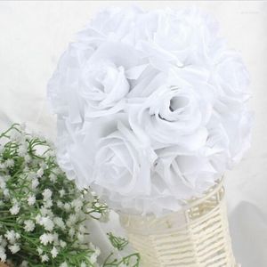 Dekorativa blommor Fashion White Artificial Silk Flower Rose Kissing Balls Wedding Centerpiece Pomander Bouquet Party Decorations