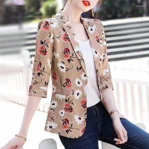 Kvinnors kostymer Khaki Flower Full Print Jackets Kvinnor Blazers Autumn Three Quarter Single Button Elegant Office Lady Korean Fashion Thin Coats