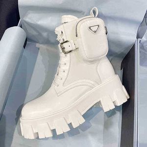 brand Martin boots new white P pocket small bag gear thick bottom short women's home handsome motorcycle Martin boots