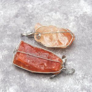 Colares pendentes PM27330 Quartz vermelho bruto Rough Stone Healing Wire Placated Wire embrulhado Pingents Free Form Pingents