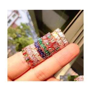 Anelli a fascia Luxury Colorf Cubic Zirconia Ring per le donne Shiny Rec Rainbow Stone Wedding Finger Rings Colore oro Boho Fashion Jewelry Dhzda