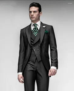 Garnitury męskie 2022 Czarnych mężczyzn zestaw garnitur groom Tuxedos Groomsmen Morning Style Busines