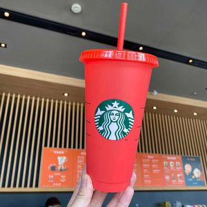 Syrenka Starbucks 24 uncji Zmiana kolorów Tubblers Plastikowe przezroczyste kubek z sokiem do picia z wargą i słomką Magic Coffee Costom Kolor BS83