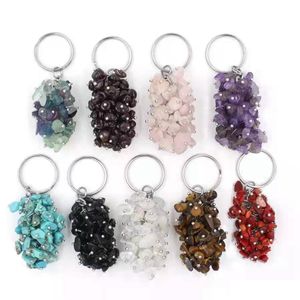 Os anéis -chave caíram Chair Cristal Cristal Chave Micolored Cluster Dangle Dangle Wire Handmade Chip Stone Grape Gemstone Keychain Gifts Dh9su