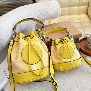 Premium Leather Drawstring Canvas Embroidery shoulder bag Luxury Designer Wallet Handbag Men's Women's Cosmetic Bags Purse Pocket Interior Zipper Bag