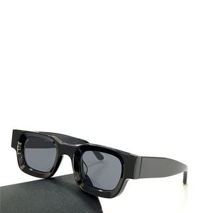 新しいファッションデザインサングラス102スクエアプランクフレームパンクストリートスタイルハイエンド屋外UV400保護メガネ