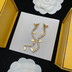 Luksusowe kolczyki z frędzlami Projektanty kolczyki dla kobiet złote diamentowe obręcze Studs Ear Studs Christmas Walentynki Prezent Biżuteria modowa