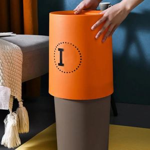 Luksusowe pojemniki na pojemniki do recyklingu pokój transfer pokój przeniesienia koszu na śmieci Cubo Basura Fashion Cleaning Produkty