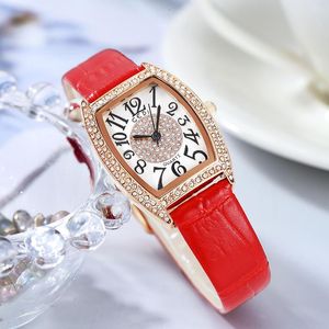 Wristwatches Fashion Barrel Temperament Extravagant Korean Version Diamond Belt Ladies Watch Womens Waterproof Quartz Watches
