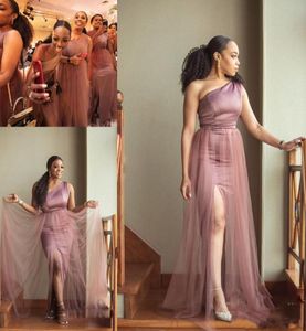 2020 Modest African Mermaid Bridesmaid Dresses One Shoulder Side Split med Tulle Overskirts Plus Size Wedding Guest Maid of Honor8909982