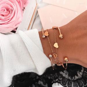 Bracelets de charme Mavis Hare Gold Rose 7 Heart Love Chain Bracelet com cristal e aço inoxidável de bola