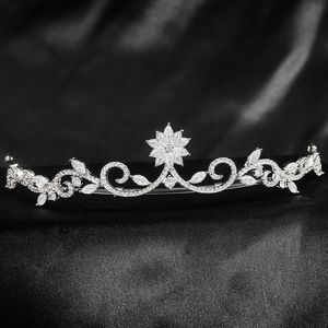 Luxury Crystal Flower Tiara for Girls Wedding Headpiece Bridal Hair Accessories Birthday Tiaras and Crowns Cake Topper