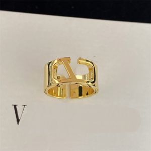 Premium womens designers an￩is de casamento marca de luxo v anel de ouro do engajamento de mulheres anel aberto masculino de joalheria de alta qualidade