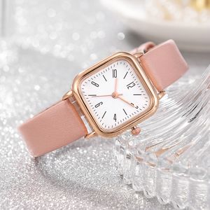 HBP Watches Leather Strap Vintage Women armbandsur Kvartklockkvinnor armbandsur Montres de luxe