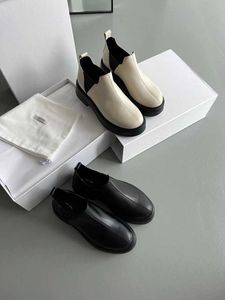Row Designer Top-Quality Shoes Dress Shoes Martin Boots Womens2022秋と冬の新しいタイプタイトな厚いソールマフィンレザーラウンドヘッド