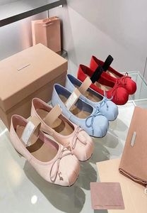 Miui Shoes 2022 Ballet New Women Satin Bow Comfort and Leisure Loaferフラットダンスシューズレディースガールホリデーストレッチメアリージェーンシューズ2349578