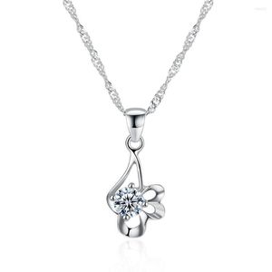 Pendant Necklaces Simple Women 925 Sterling Silver Necklace Exquisite Cubic Zirconia Flower For Lady Jewelry Festival Love Gift