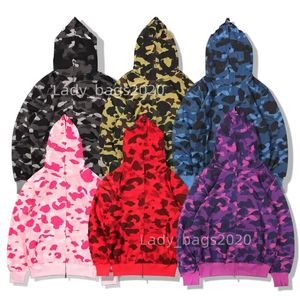 Mens Designer Hoodies Kvinnor broderi bomullstr￶jor kappa jacka designers hoodie tecknad kamouflage hoody shark tryck varm cardigan huvtr￶jor tr￶jor