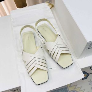 The Row Designer Best-quality Shoes Dress Shoes Summer Word with Leather Hollow Casual Shoes Comfortable Versatile Roman Flat Woven Sandals Women 06sy