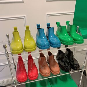 2022 Herbst Winter Damen Stiefel und Schuhe Designer Stiefel Damen Hochwertiger wasserdichter Gummi-Gelee-Kurzstiefel