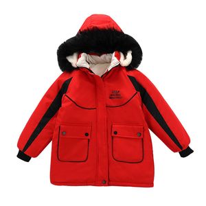 Płaszcz w dół zima chłopcy grube ciepła kurtka nastolatki pluszowe odzież wierzchołka z kapturem Dzieci solidny kolor parkas dla dzieci na zewnątrz, co płaszcze na topie 512Y 221125