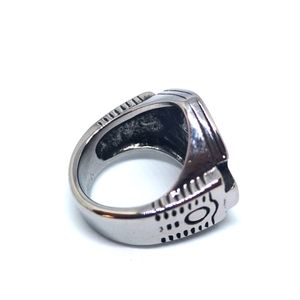 Pierścienie klastra Megin D ze stali nierdzewnej Tytanium Punk Hip Hop Motor Cycle Rider Vintage Bague Fan dla mężczyzn Kobiety Para Biżuteria prezentowa GO SMT4E