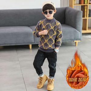 Cardigan Kid Clothes for Boys Mink Velvet Autumn Winter Fashion Pullovers tonåringar förtjockade varma tröjor tryckta stickade skjortor 412 y 221125