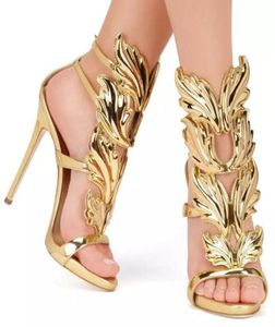 Goldia de oro Red Gladiators Mujer Sandalias de hojas de ala de verano zapatos de boda de cuero genuino Stiletto Hebilla Tacones altos Pum7659805