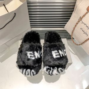 Balencig Fur Balencaiiga Balenicass Zehen Mode Pantoffeln Frauen runde Pferdestunden Haarrutschen weibliche Mules Schuhe flach halb Slipper Frau lässig Plüsch Schuher